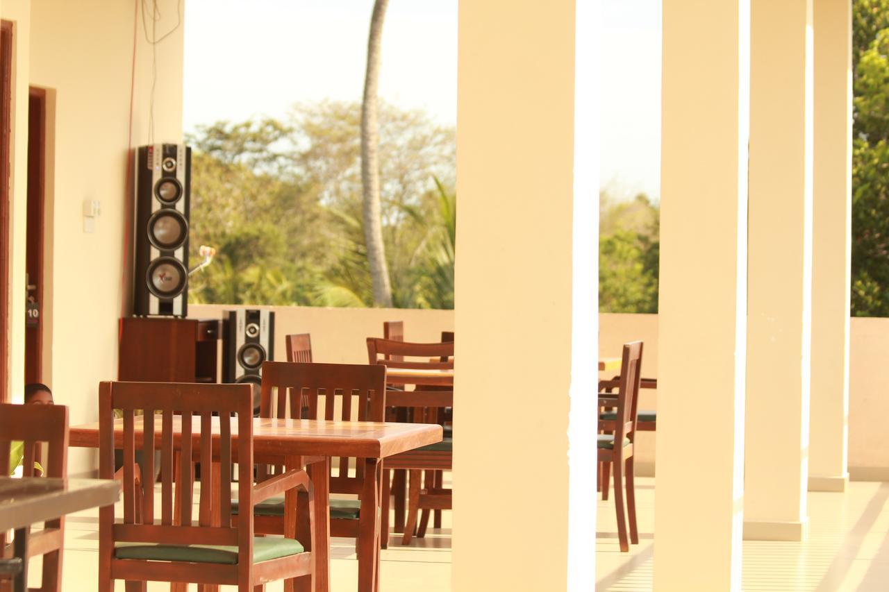 Pearl City Hotel تيساماهاراما المظهر الخارجي الصورة