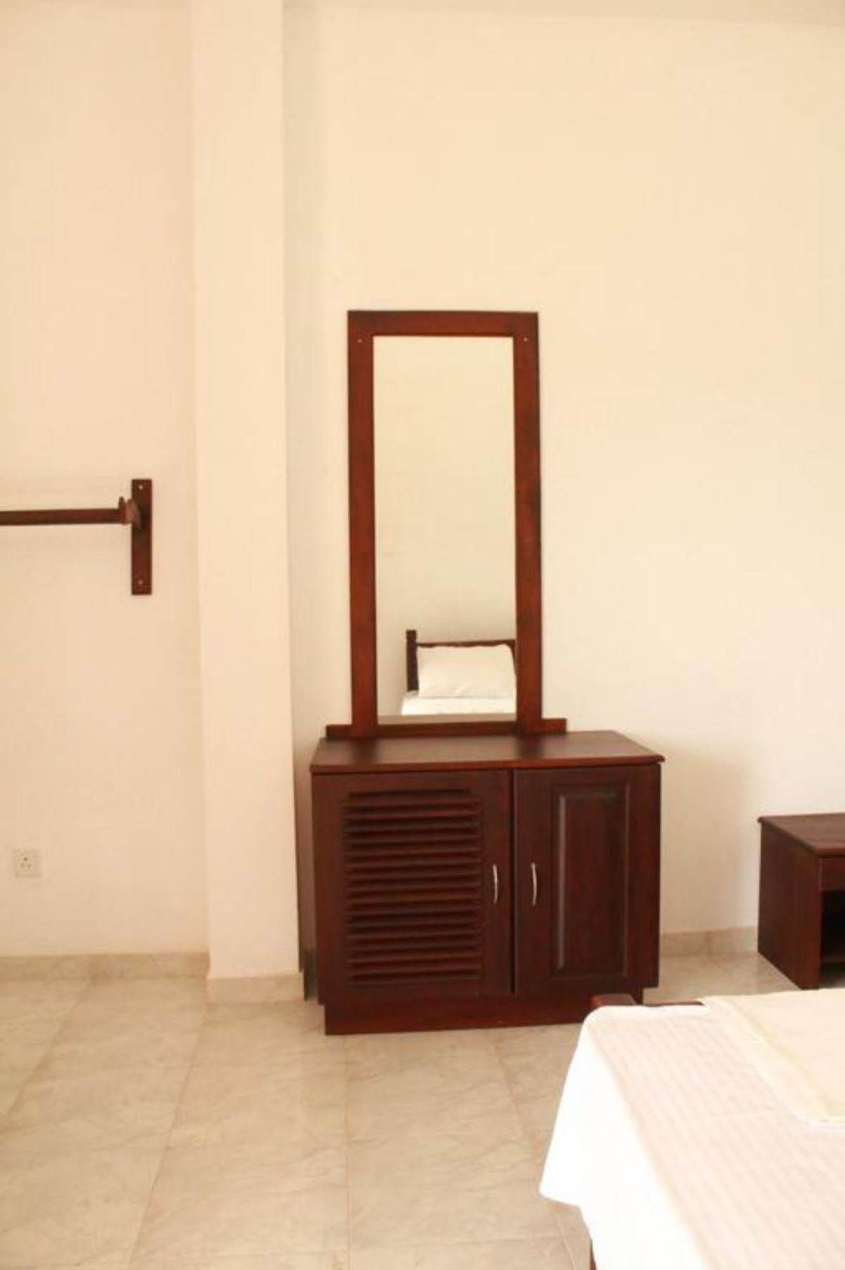 Pearl City Hotel تيساماهاراما المظهر الخارجي الصورة